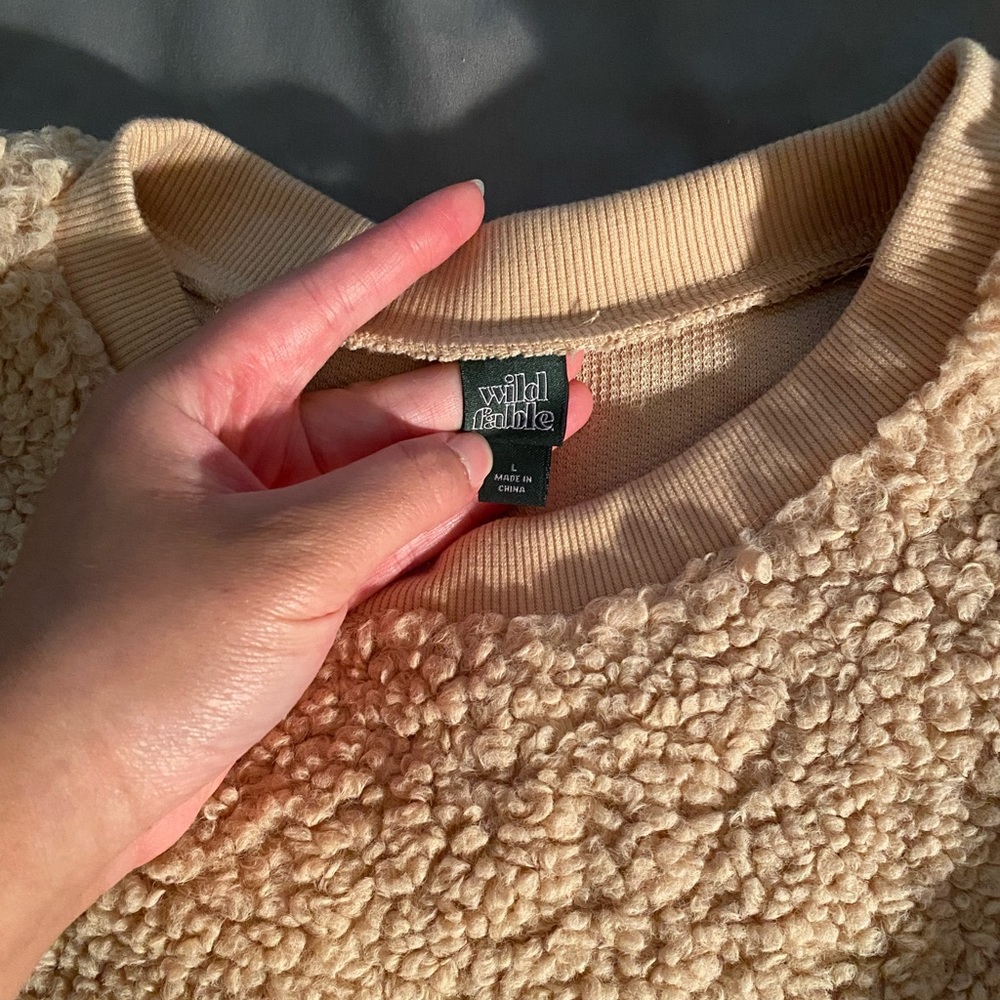 Pullover jacket - Picture 2 of 2